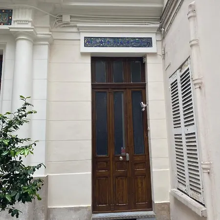 Spacieux Au Coeur Du 9 Eme Arrondissement Apartment *