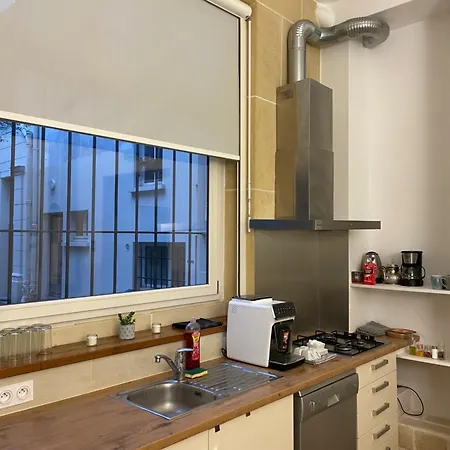 Apartment Spacieux Au Coeur Du 9 Eme Arrondissement